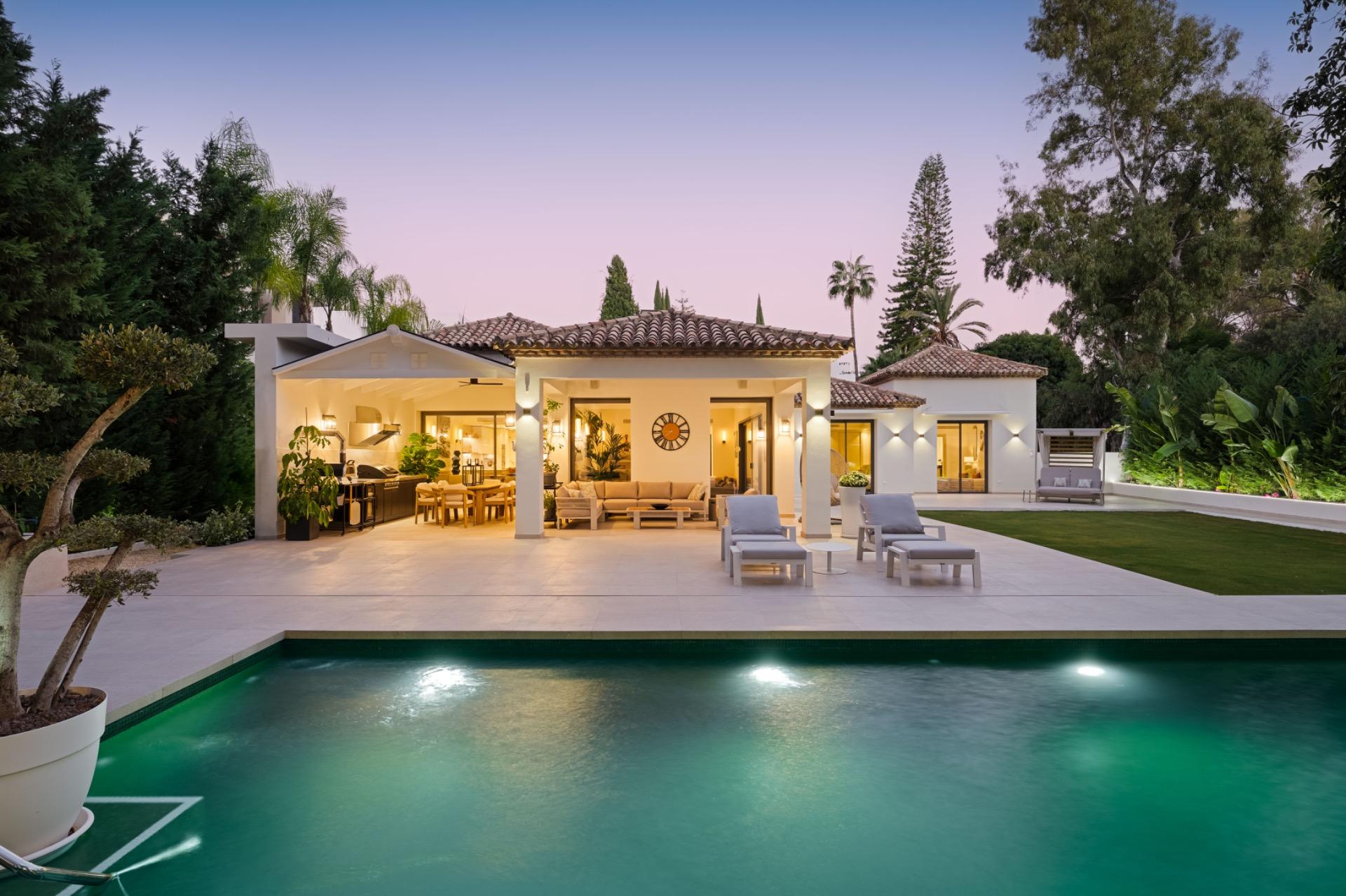VILLA DE LUJO EN NUEVA ANDALUCIA, LA CERQUILLA, MARBELLA - foto 47
