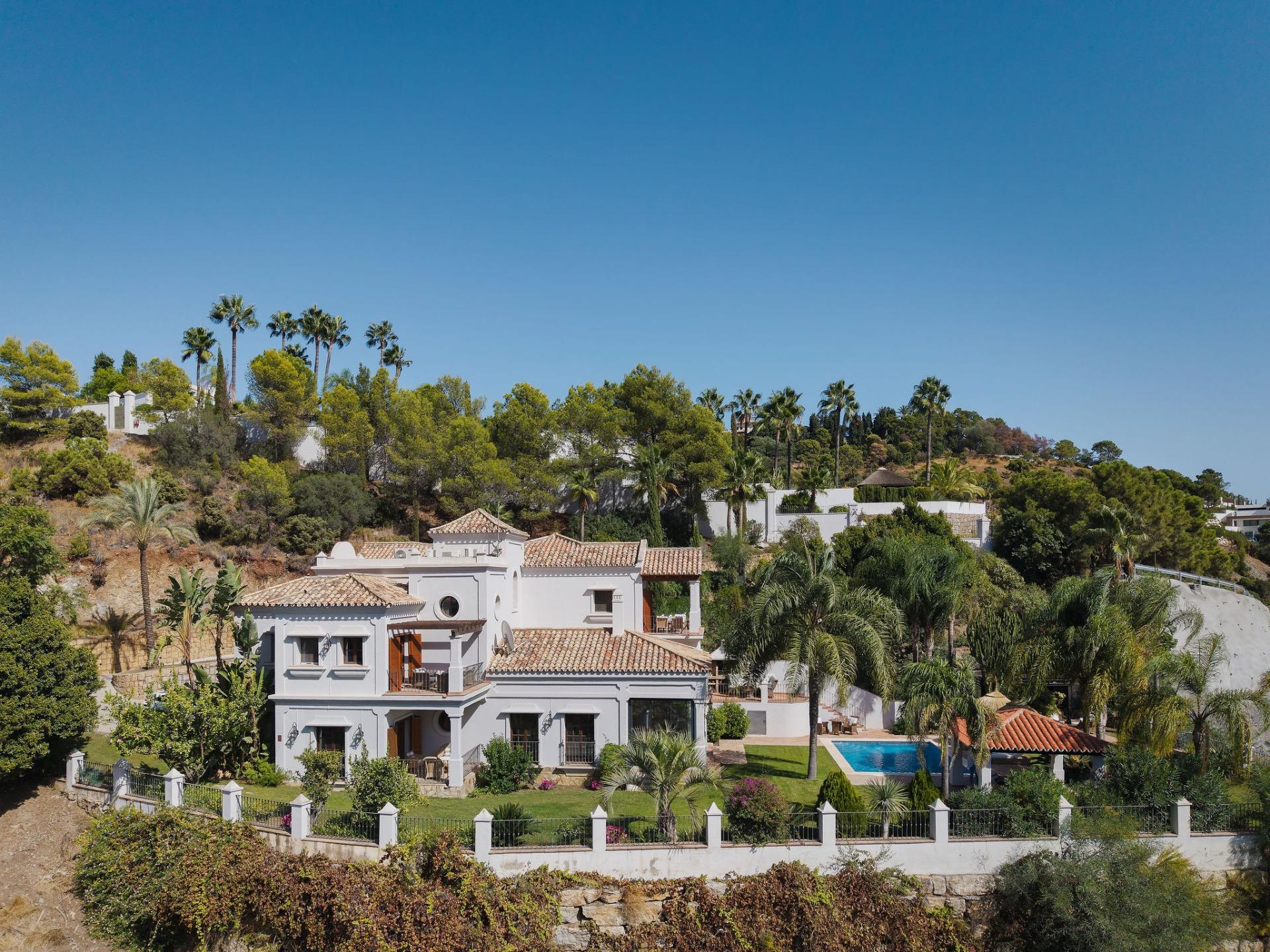 VILLA DE LUJO EN BENAHAVÍS, EL MADROÑAL, MARBELLA - foto 3