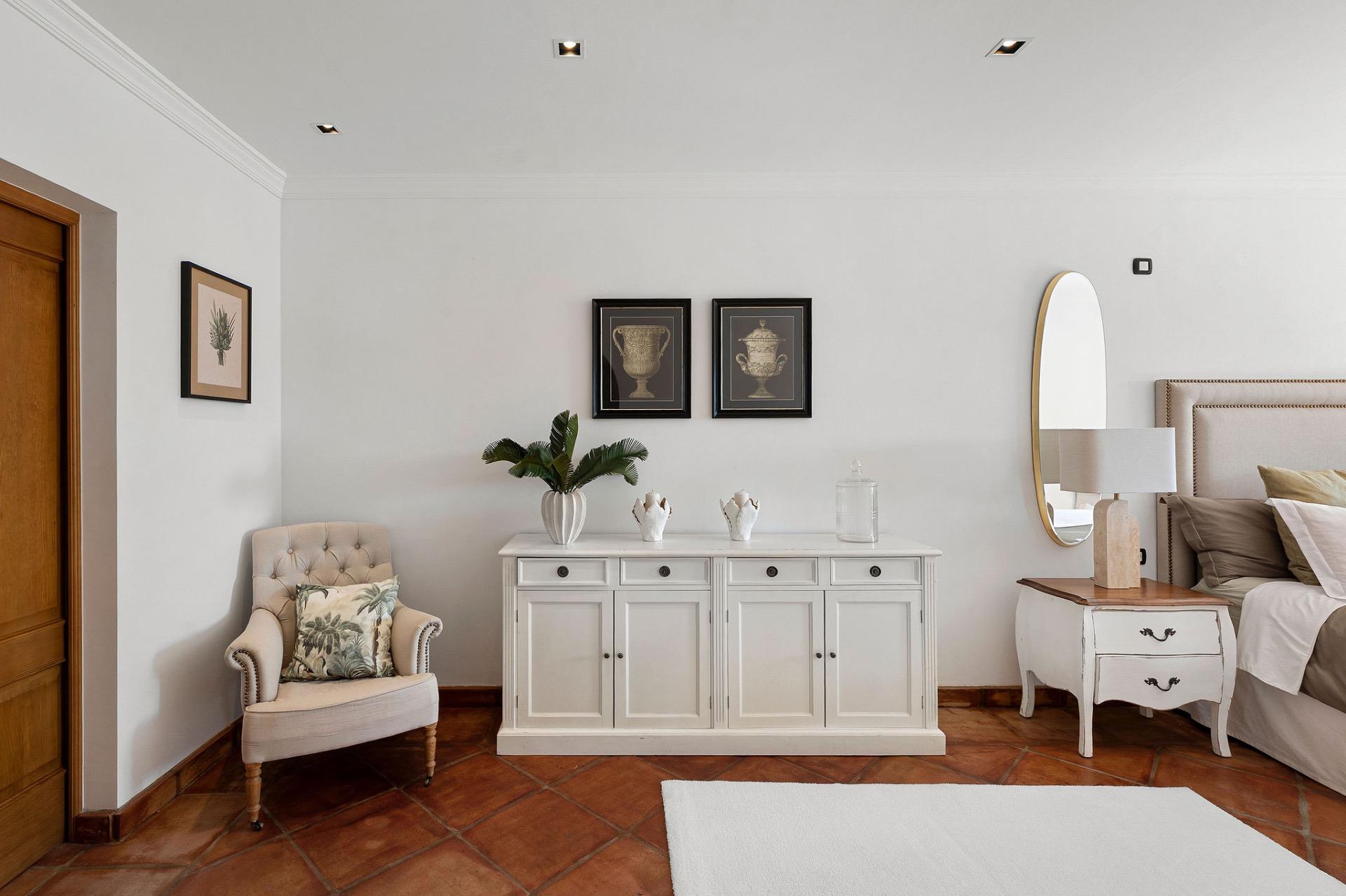 VILLA DE LUJO EN BENAHAVÍS, EL MADROÑAL, MARBELLA - foto 26