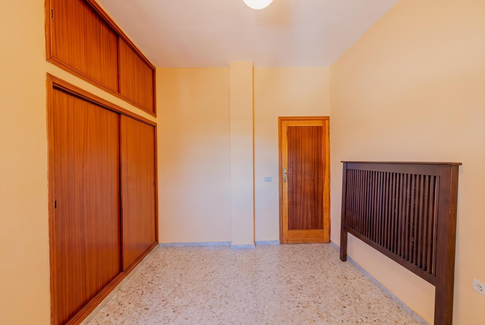 ¡Una vivienda única en Arico con tres niveles, amplios espac - foto 17