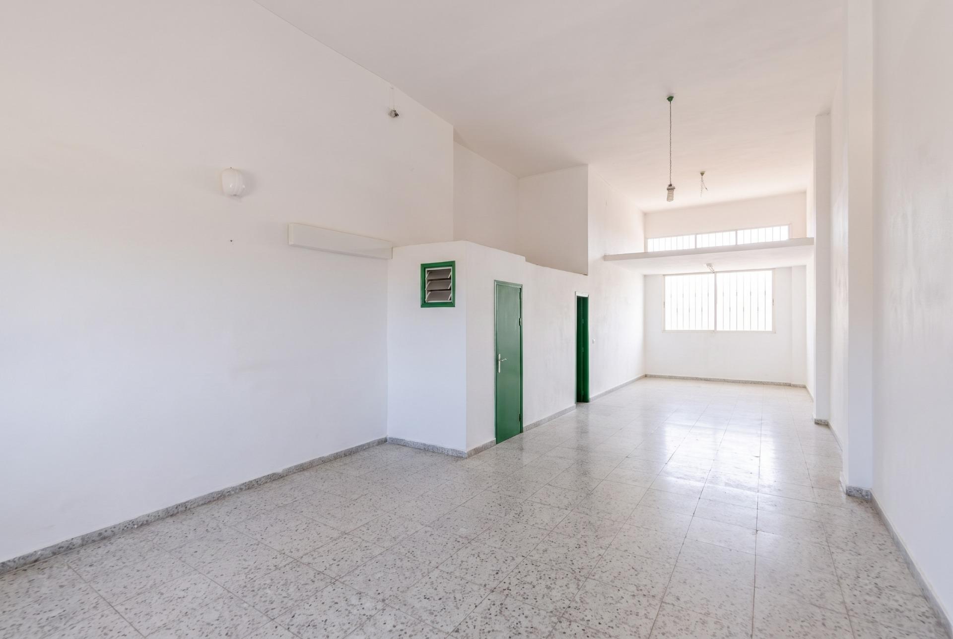 ¡Una vivienda única en Arico con tres niveles, amplios espac - foto 36