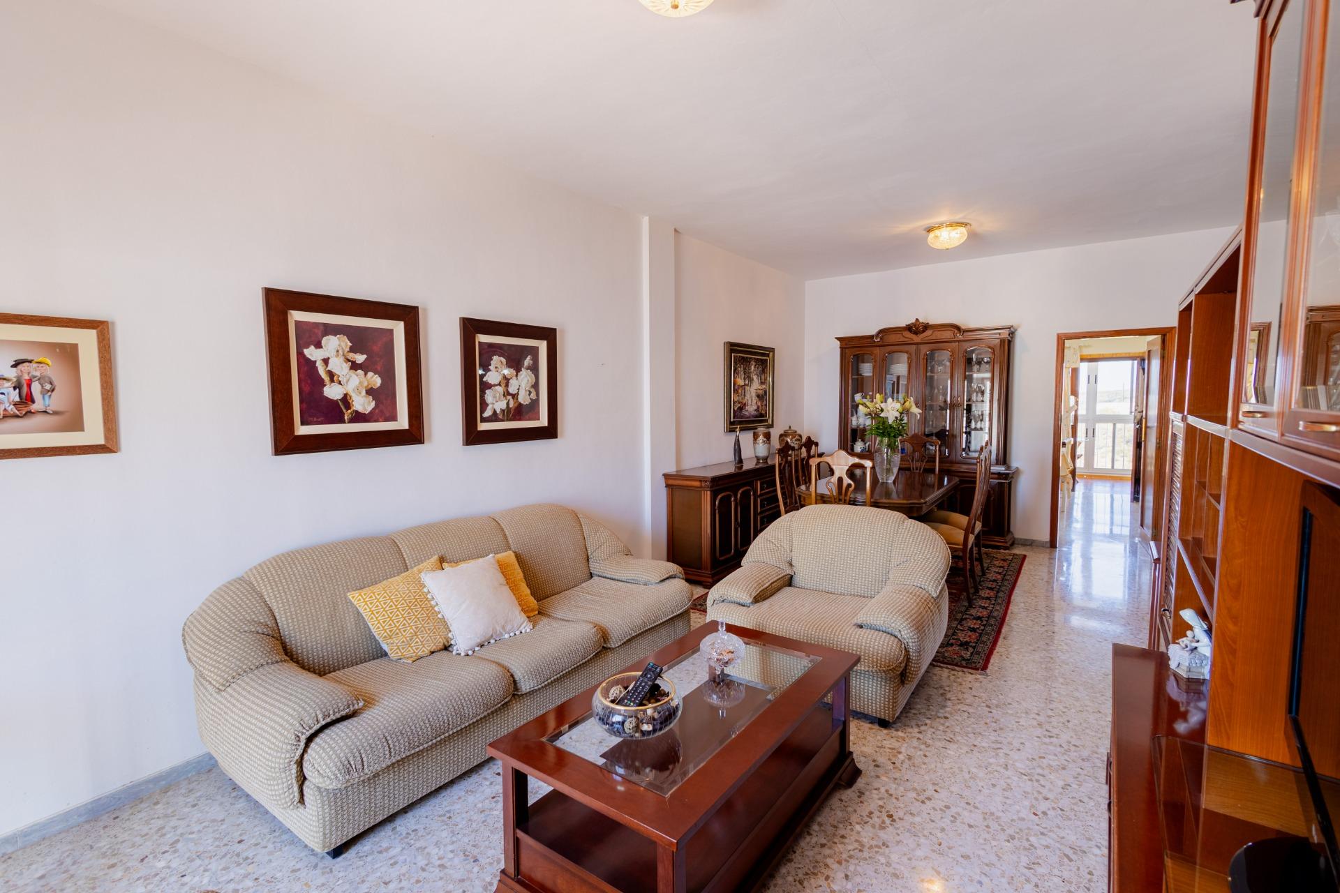 ¡Una vivienda única en Arico con tres niveles, amplios espac - foto 5