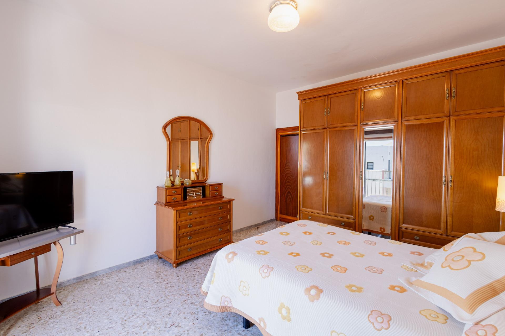 ¡Una vivienda única en Arico con tres niveles, amplios espac - foto 8