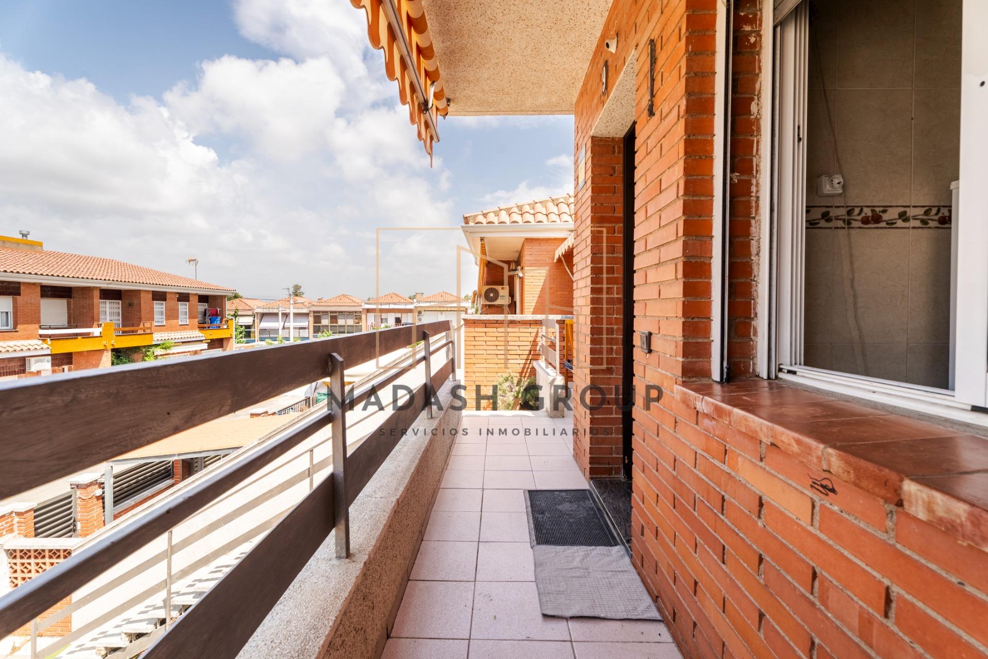 Adosado de 142 m2 con jardín, terraza y chimenea en Sant Sal - foto 24