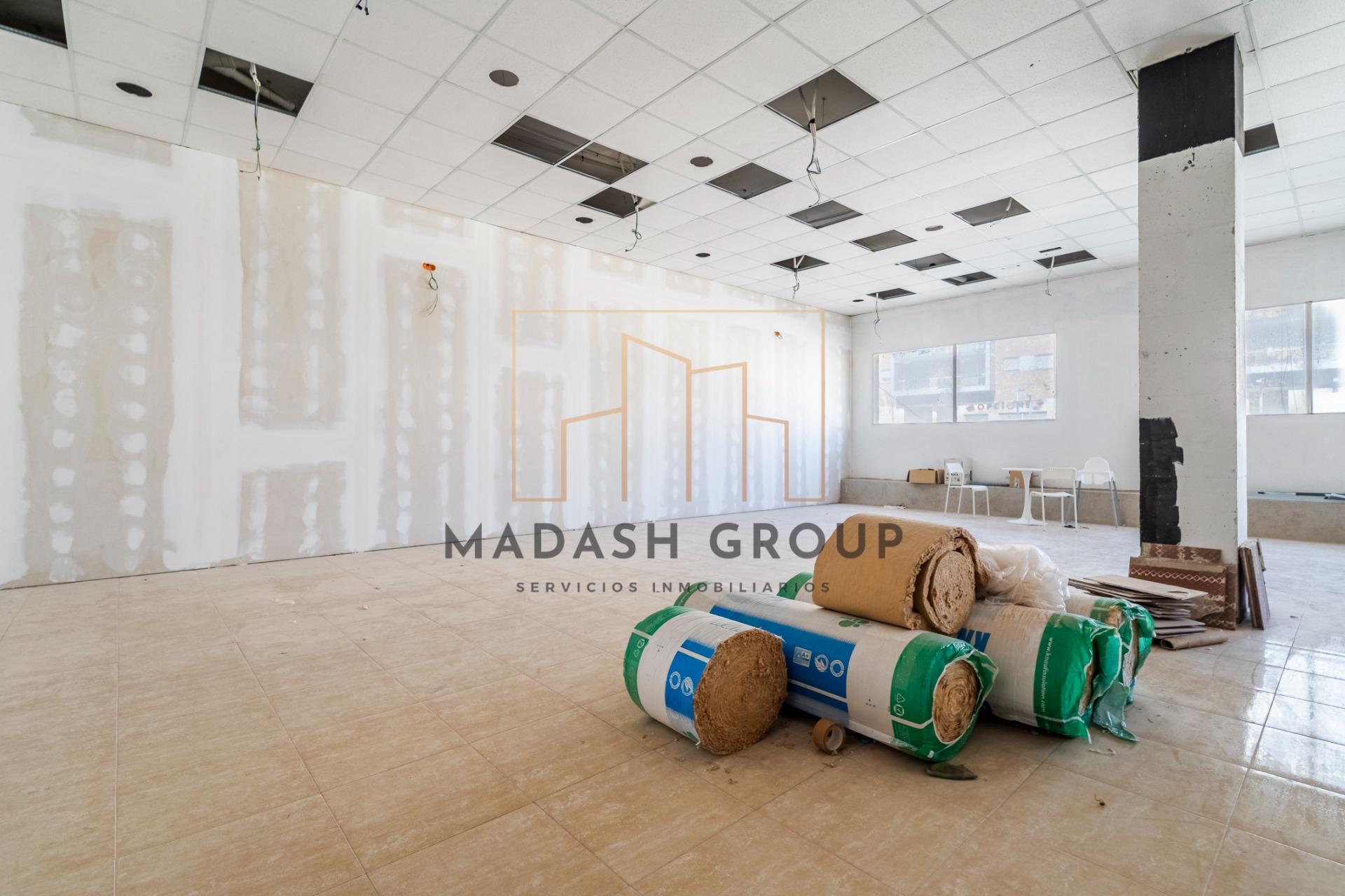 Local comercial reformado en una ubicación estratégica de El - foto 16