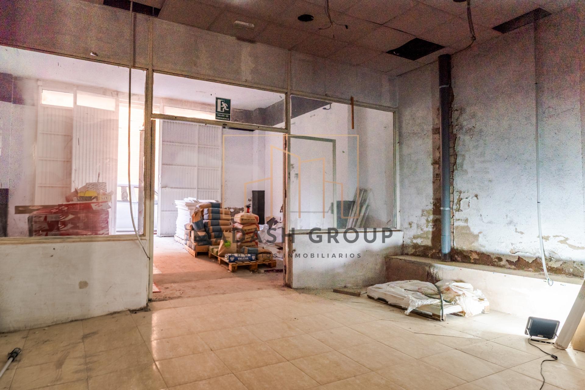Local comercial reformado en una ubicación estratégica de El - foto 22