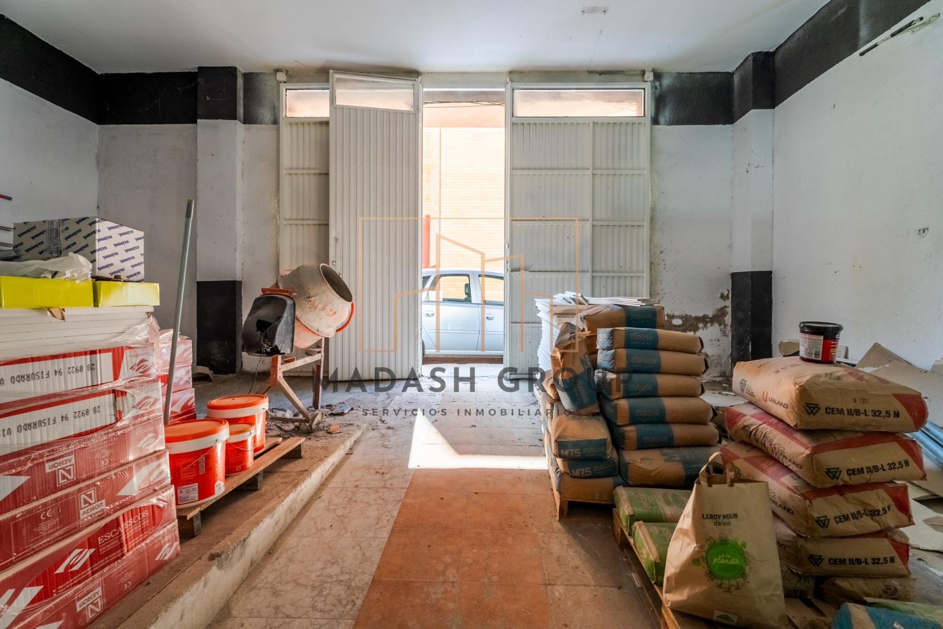 Local comercial reformado en una ubicación estratégica de El - foto 29