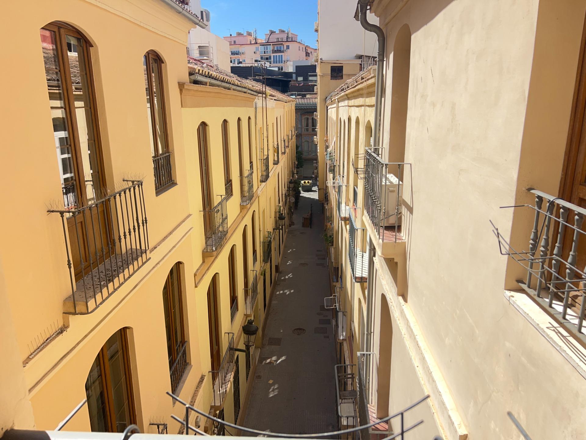 Rentabilidad Inmediata en el Centro Histórico de Málaga: Lot - foto 6