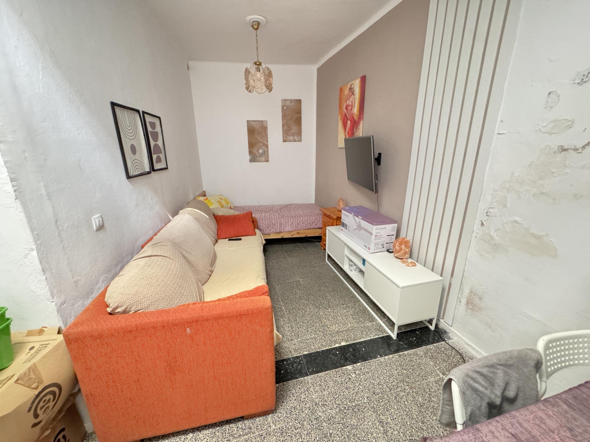 Casa terrera de 6 habitaciones con gran potencial de inversi - foto 17