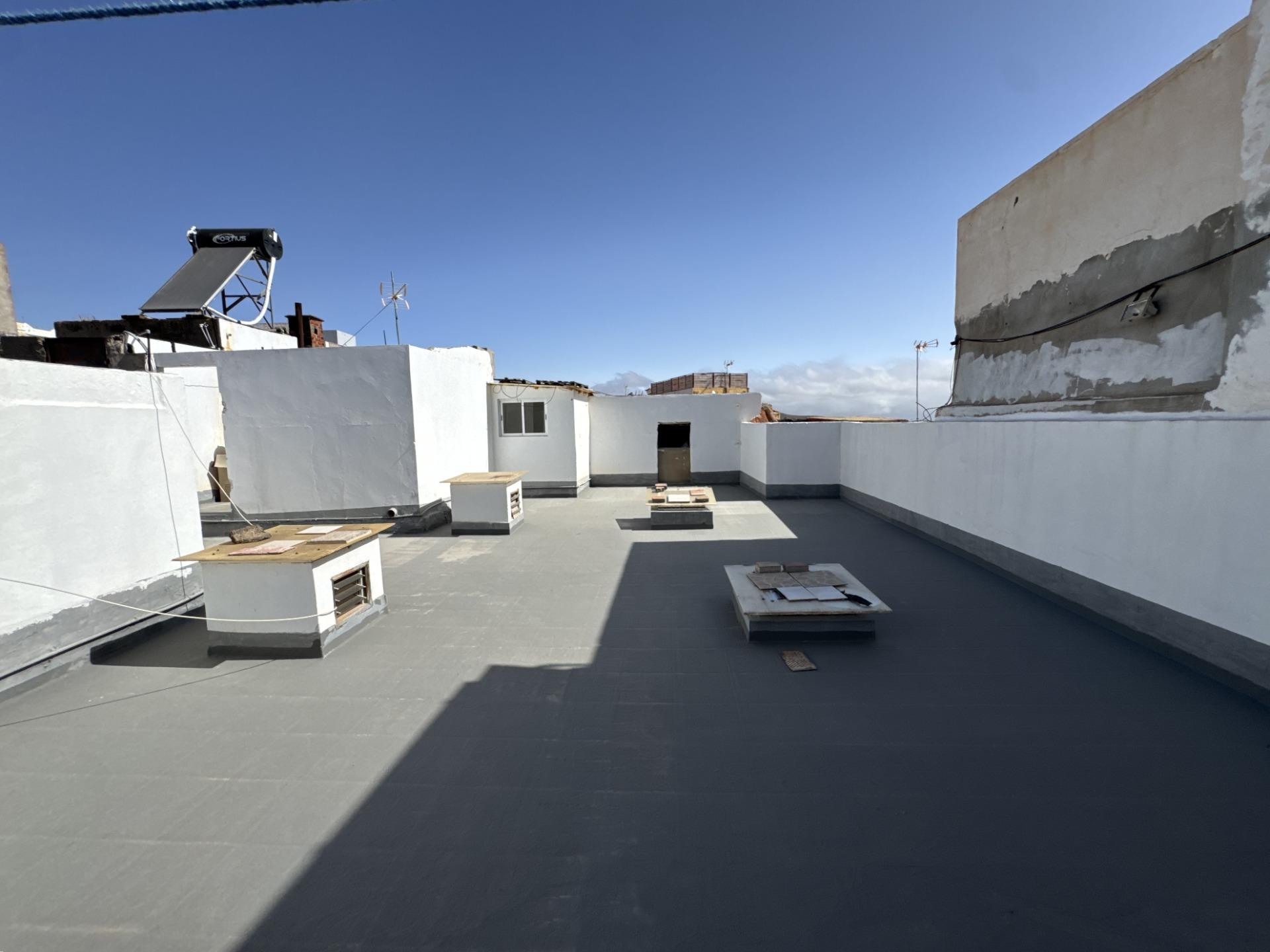 Casa terrera de 6 habitaciones con gran potencial de inversi - foto 23