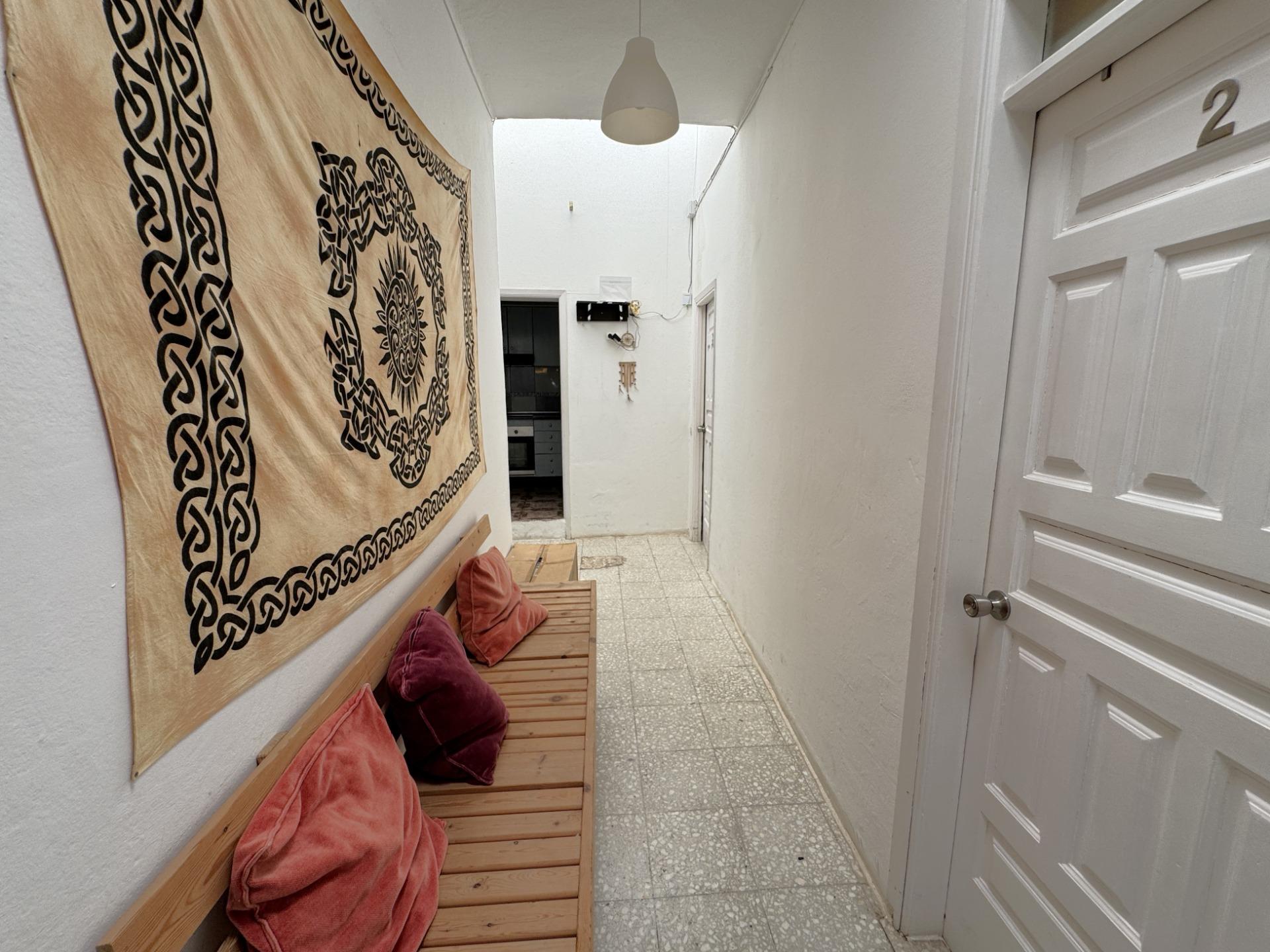 Casa terrera de 6 habitaciones con gran potencial de inversi - foto 9