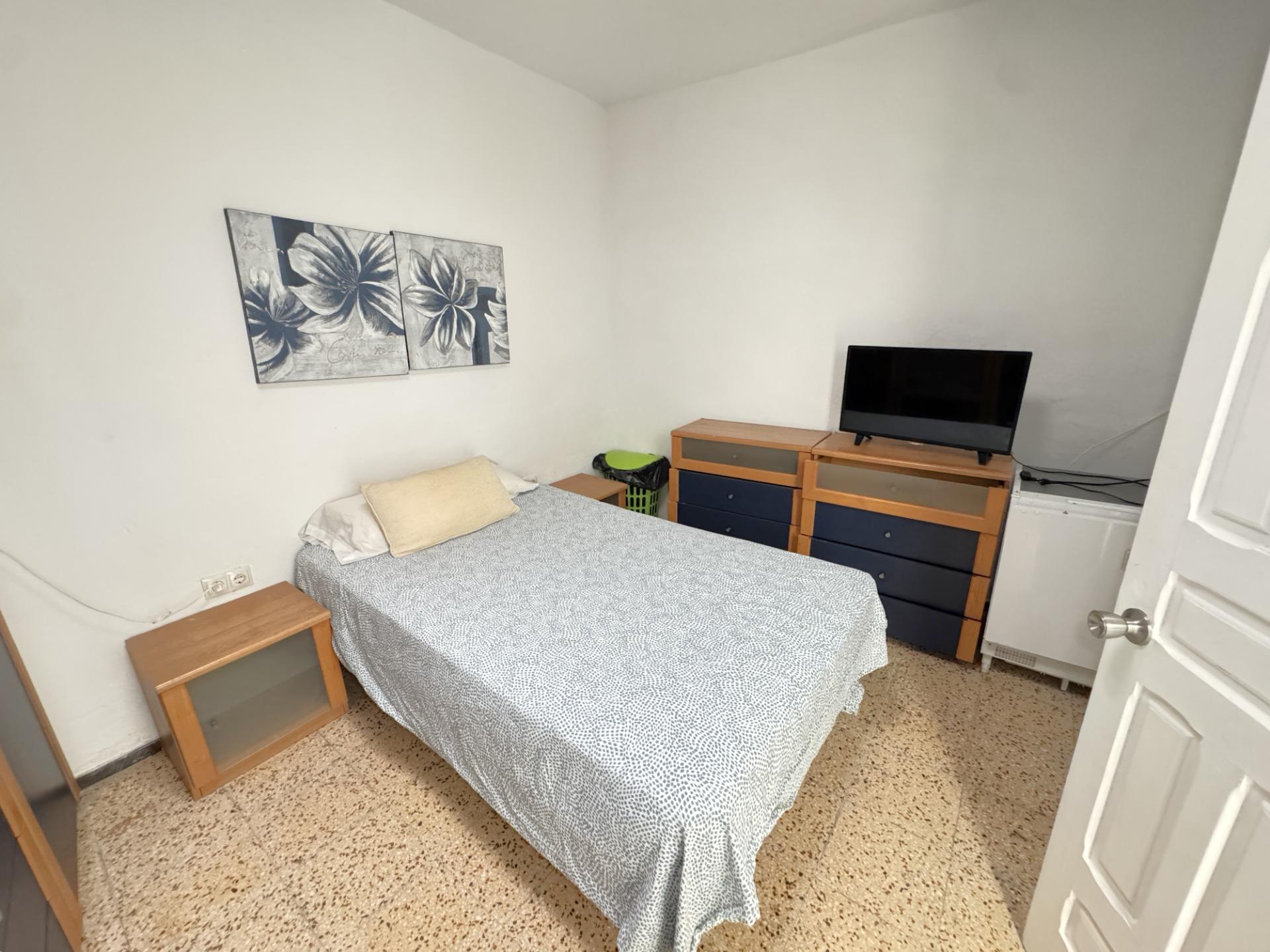 Casa terrera de 6 habitaciones con gran potencial de inversi - foto 10