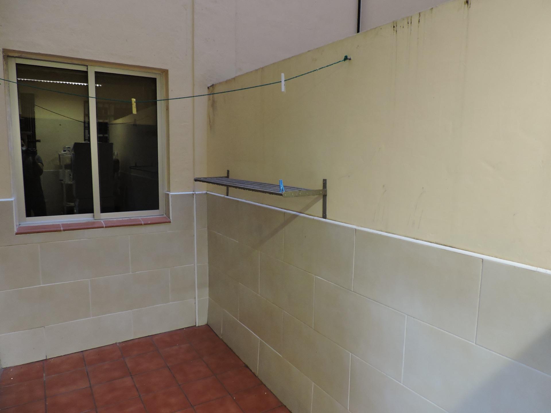 Habitación para Profesionales en La Salle (Santa Cruz) Todo  - foto 9