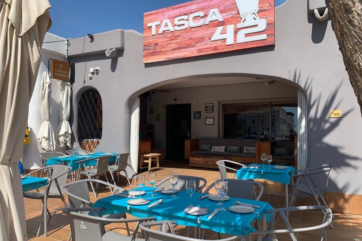 Local comercial 110m² en venta - Pinar de Advocat-Cometa