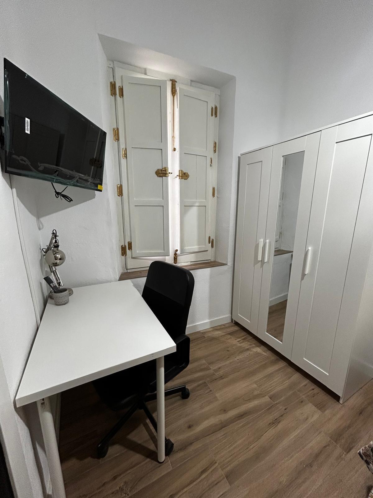 habitaciones DISPONIBLES EN JAVALI VIEJO - ESTUDIANTES - foto 4