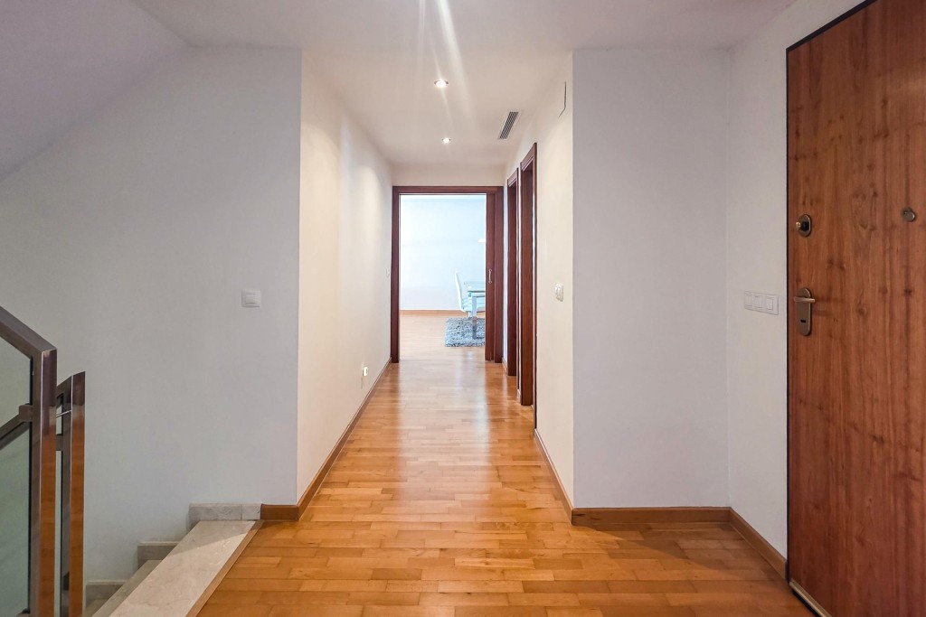 Villa Premium en Venta – Dos Hermanas, a solo 15 minutos de  - foto 16