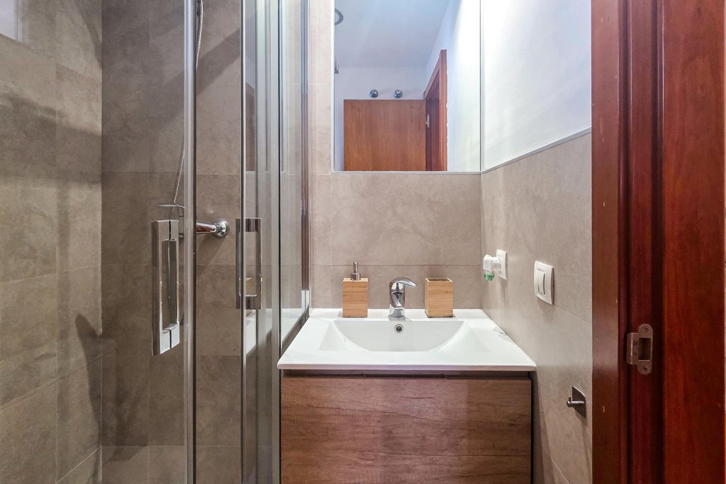 Villa Premium en Venta – Dos Hermanas, a solo 15 minutos de  - foto 31