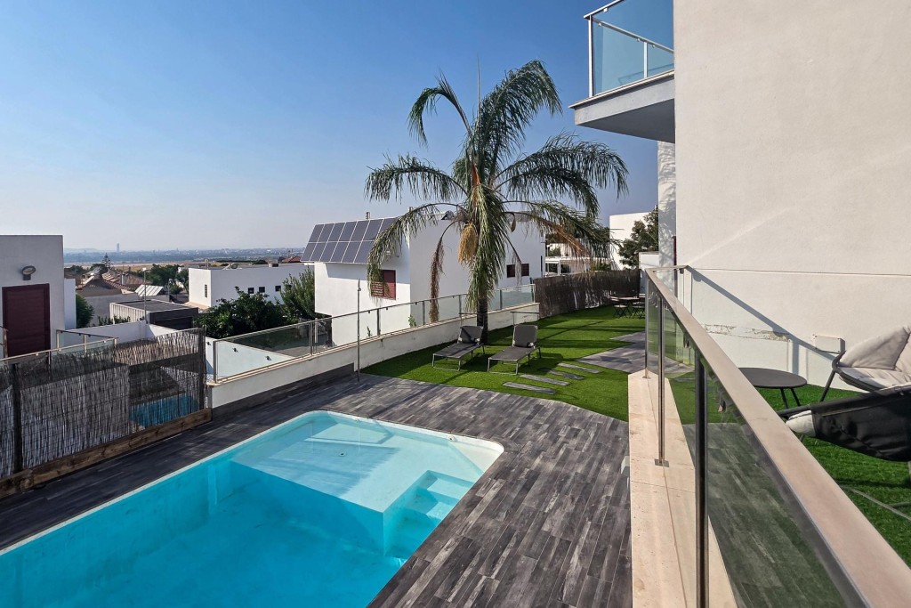 Villa Premium en Venta – Dos Hermanas, a solo 15 minutos de  - foto 34