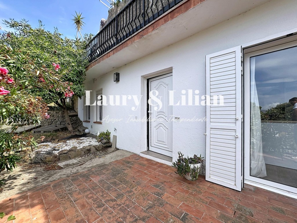 Apartamento de 2 dormitorios totalmente reformado, con aparc - foto 26