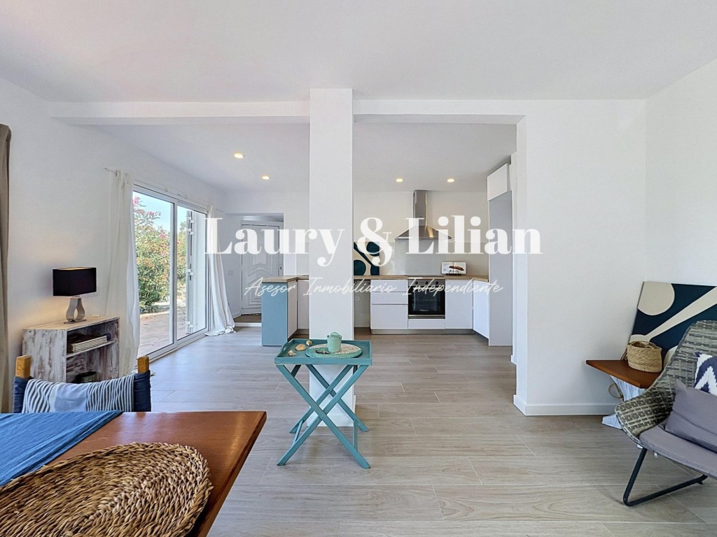 Apartamento de 2 dormitorios totalmente reformado, con aparc - foto 8