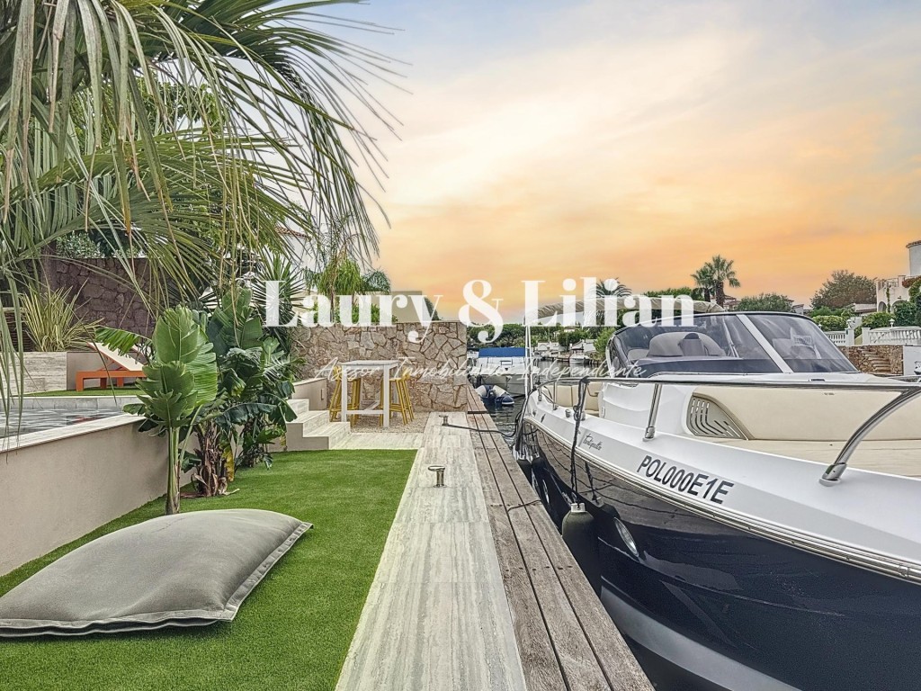 Excepcional villa con amarre de 14 m y canal largo . - foto 49