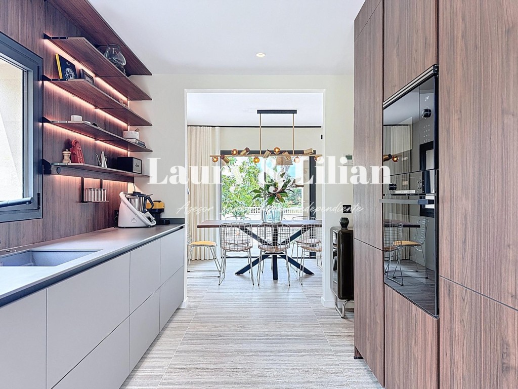 Excepcional villa con amarre de 14 m y canal largo . - foto 10