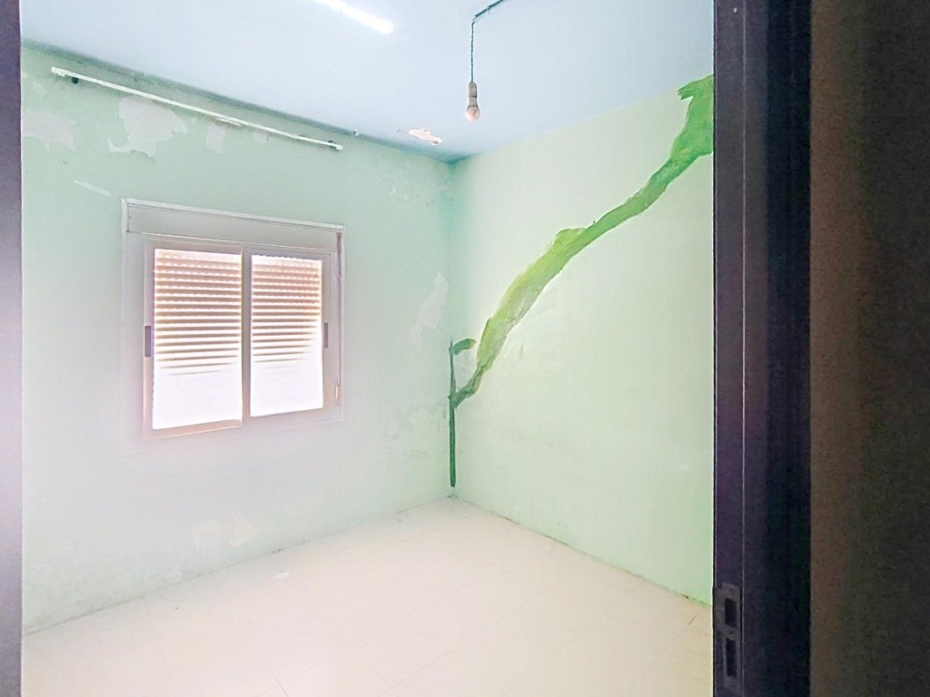 Casa para restaurar con huerta cerca de la playa de As Furna - foto 13