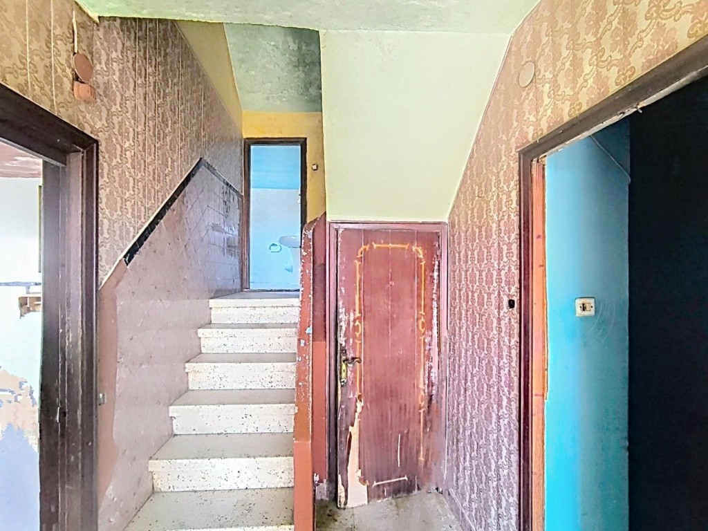 Casa para restaurar con huerta cerca de la playa de As Furna - foto 5