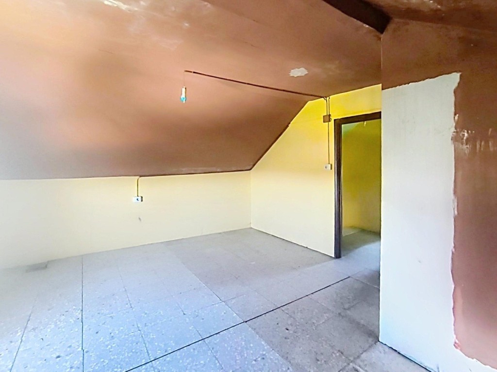 Casa para restaurar con huerta cerca de la playa de As Furna - foto 9