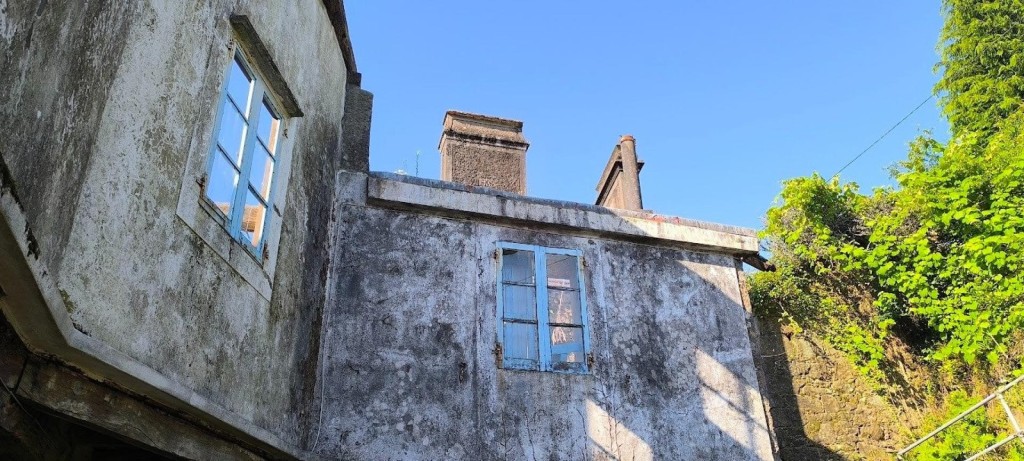 Casa de piedra con potencial a precio increíble - foto 8
