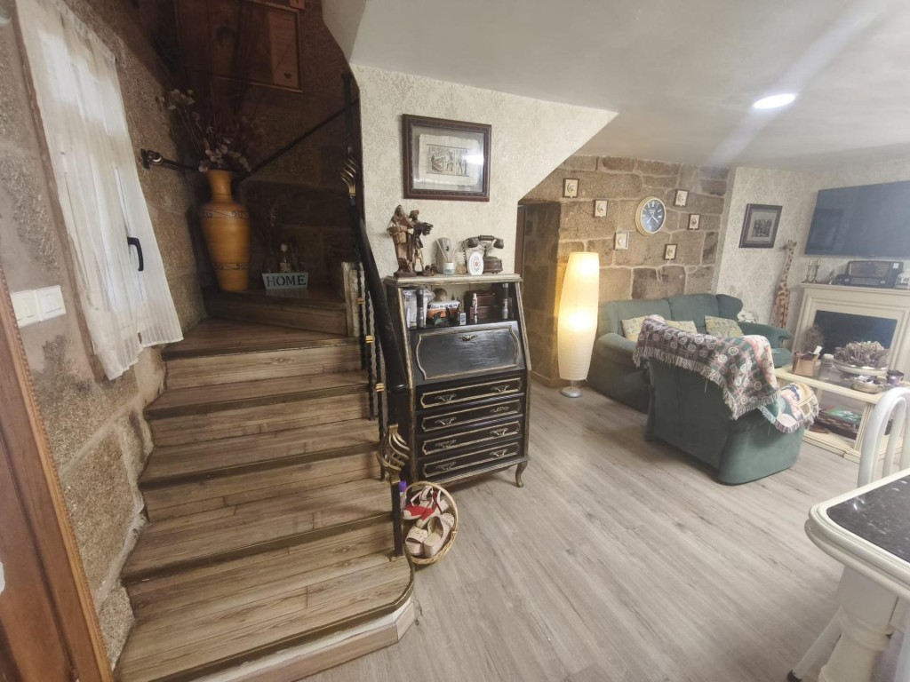 Casa de piedra con piscina y encanto en O Carballiño - foto 10