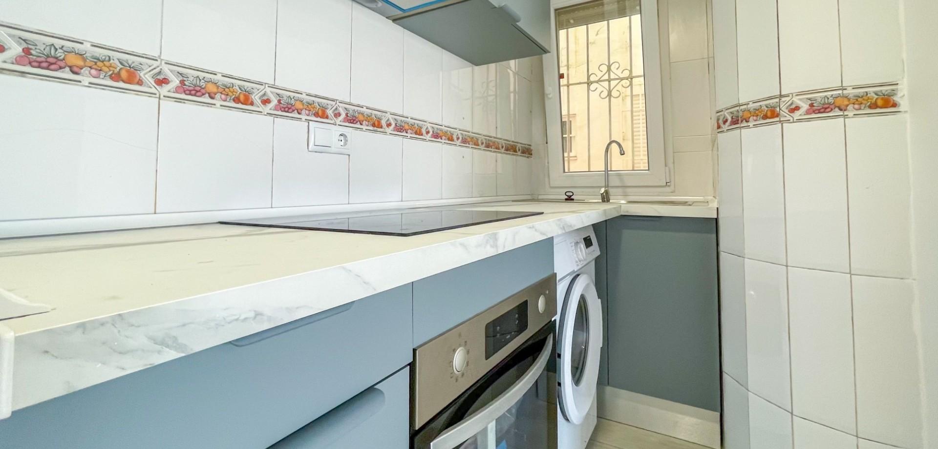 Apartamento 2 habitaciones 68m² en venta - Estacion de autob - foto 3