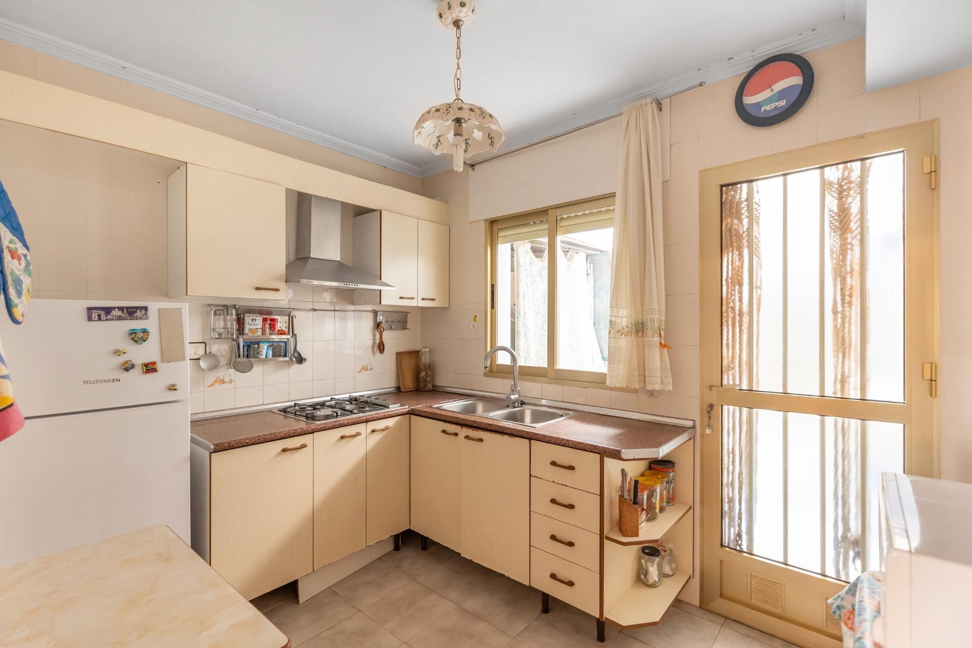 ¡Tu hogar junto al mar! Planta baja con terraza de 15 m2 en  - foto 18