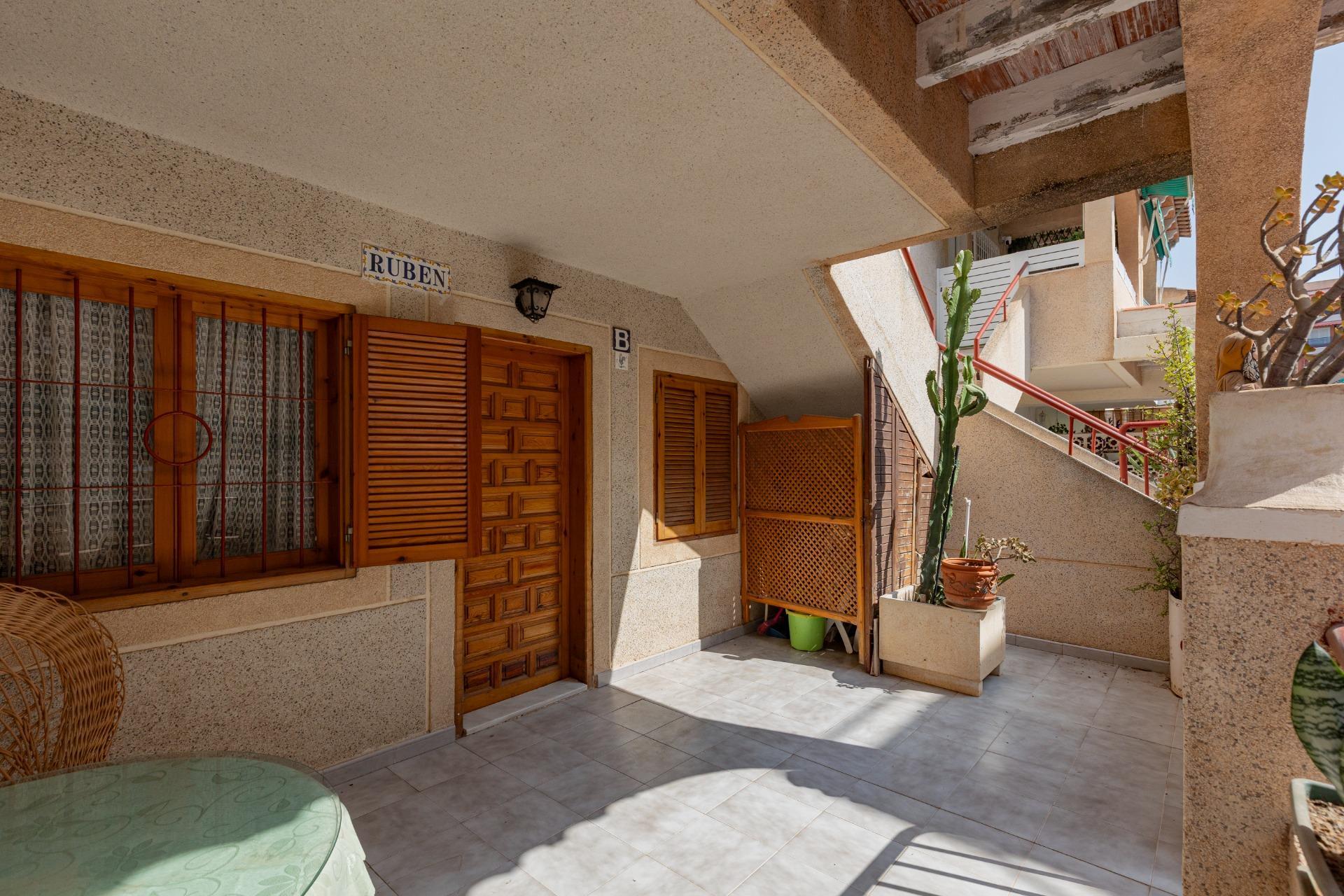 ¡Tu hogar junto al mar! Planta baja con terraza de 15 m2 en  - foto 3
