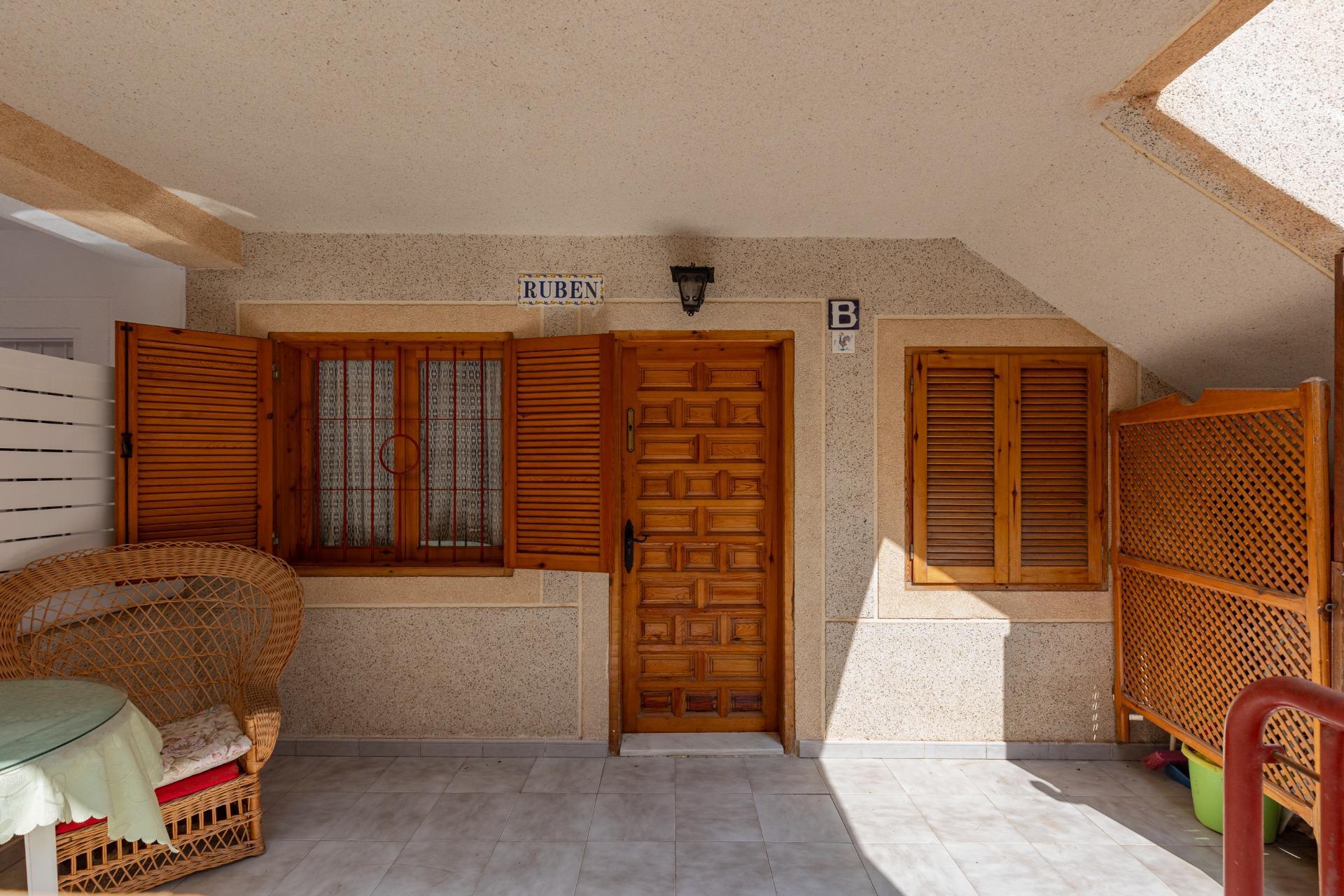¡Tu hogar junto al mar! Planta baja con terraza de 15 m2 en  - foto 4
