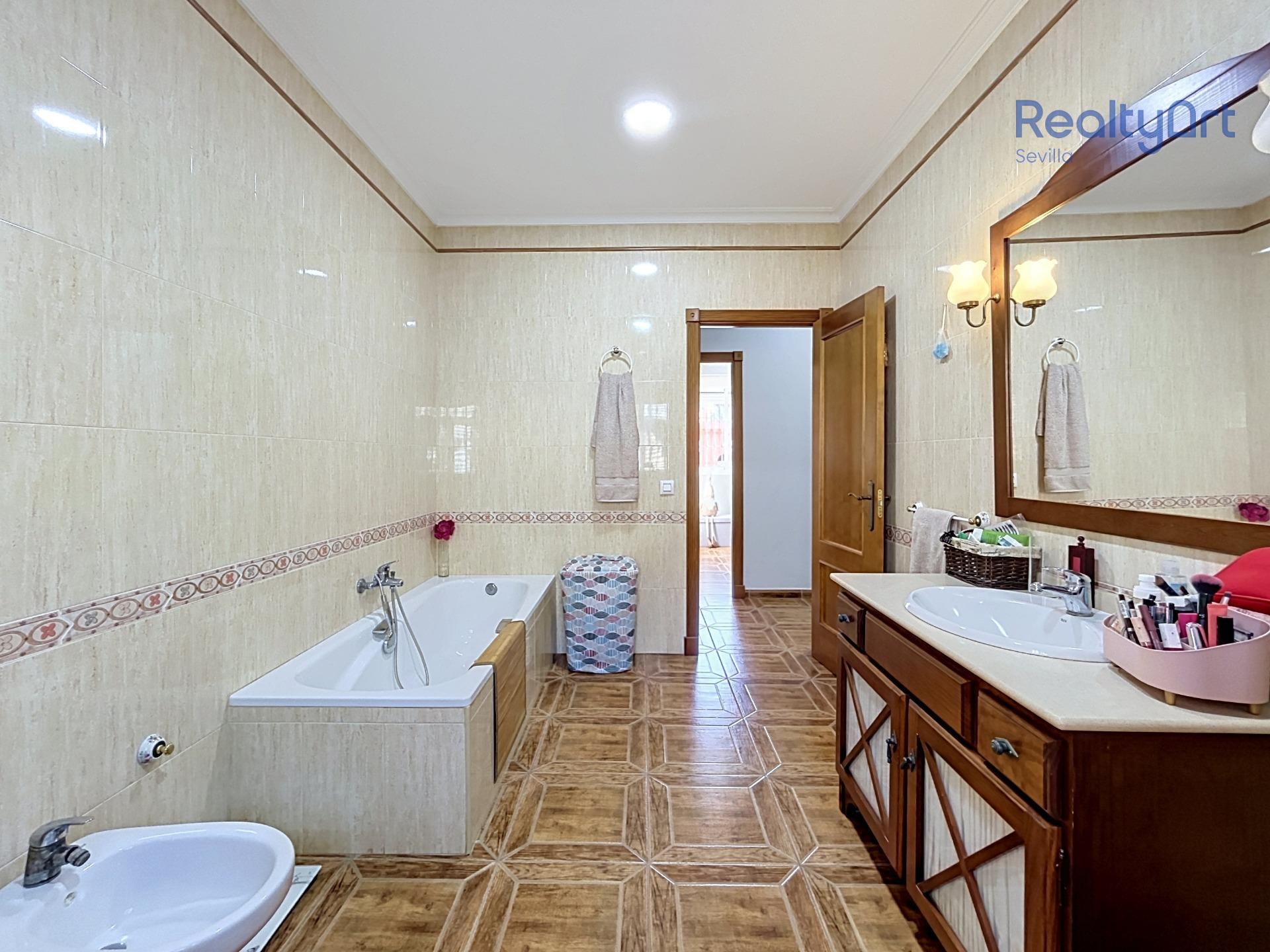 CHALET EN URBANIZACIÓN CASQUERO CON PISCINA - foto 35