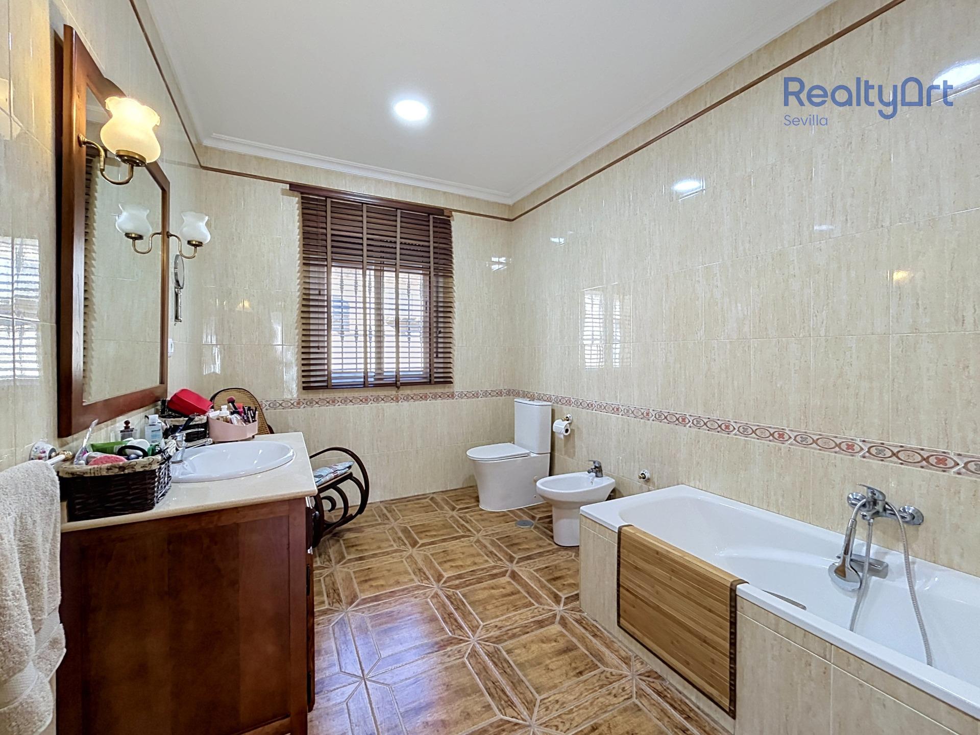 CHALET EN URBANIZACIÓN CASQUERO CON PISCINA - foto 36