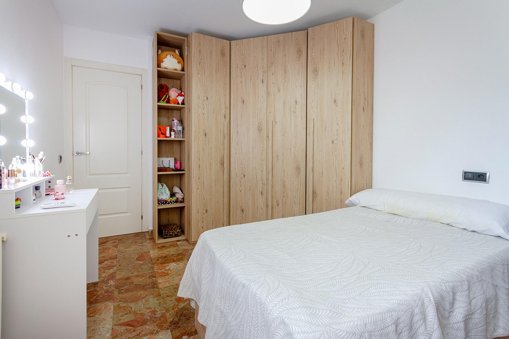 ÚNICO EN EL BARRIO DE CAMI FONDO DE MARTORELL - foto 24