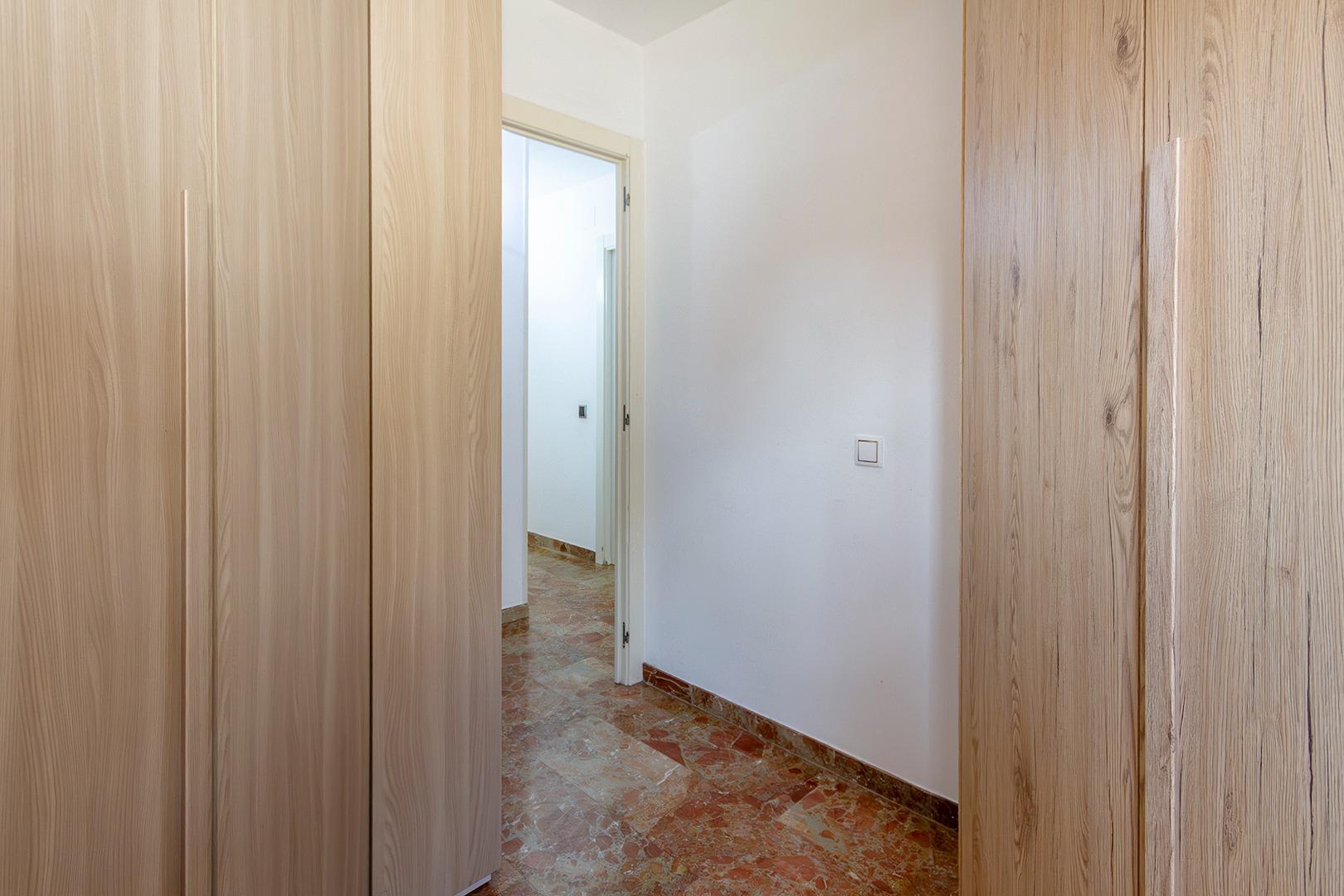 ÚNICO EN EL BARRIO DE CAMI FONDO DE MARTORELL - foto 28