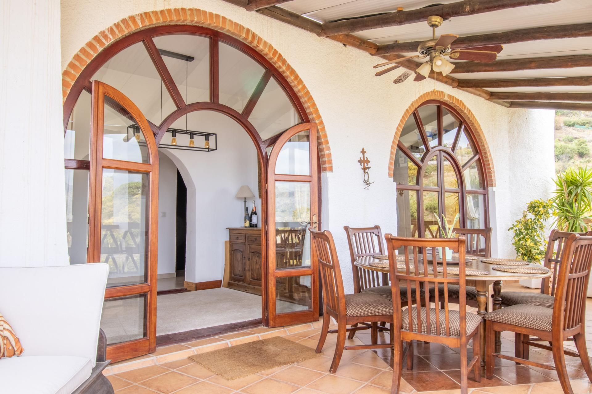 Fantástica Villa con Vistas Panorámicas en Punta Lara - foto 21