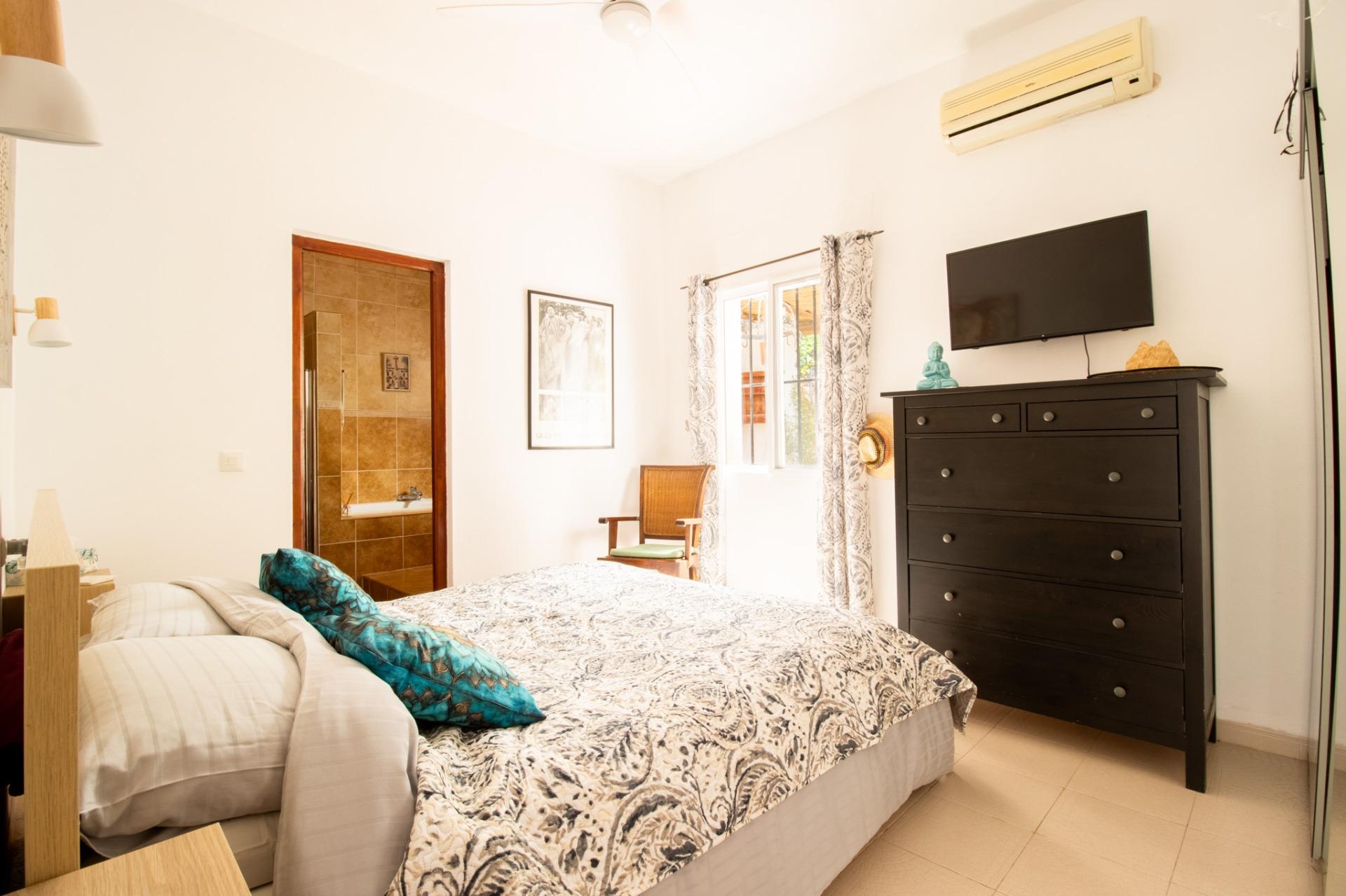 Fantástica Villa con Vistas Panorámicas en Punta Lara - foto 22