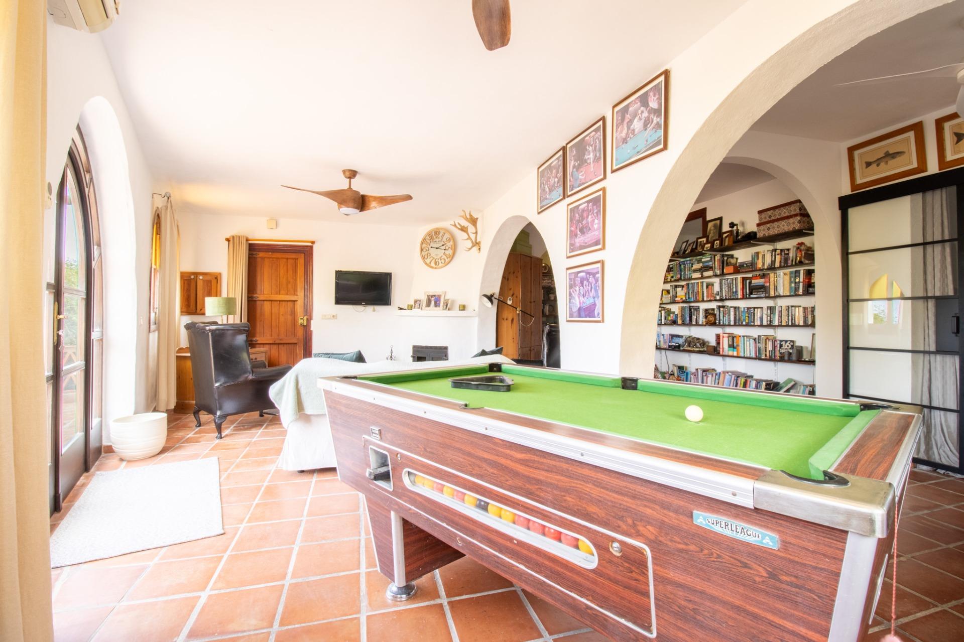 Fantástica Villa con Vistas Panorámicas en Punta Lara - foto 28