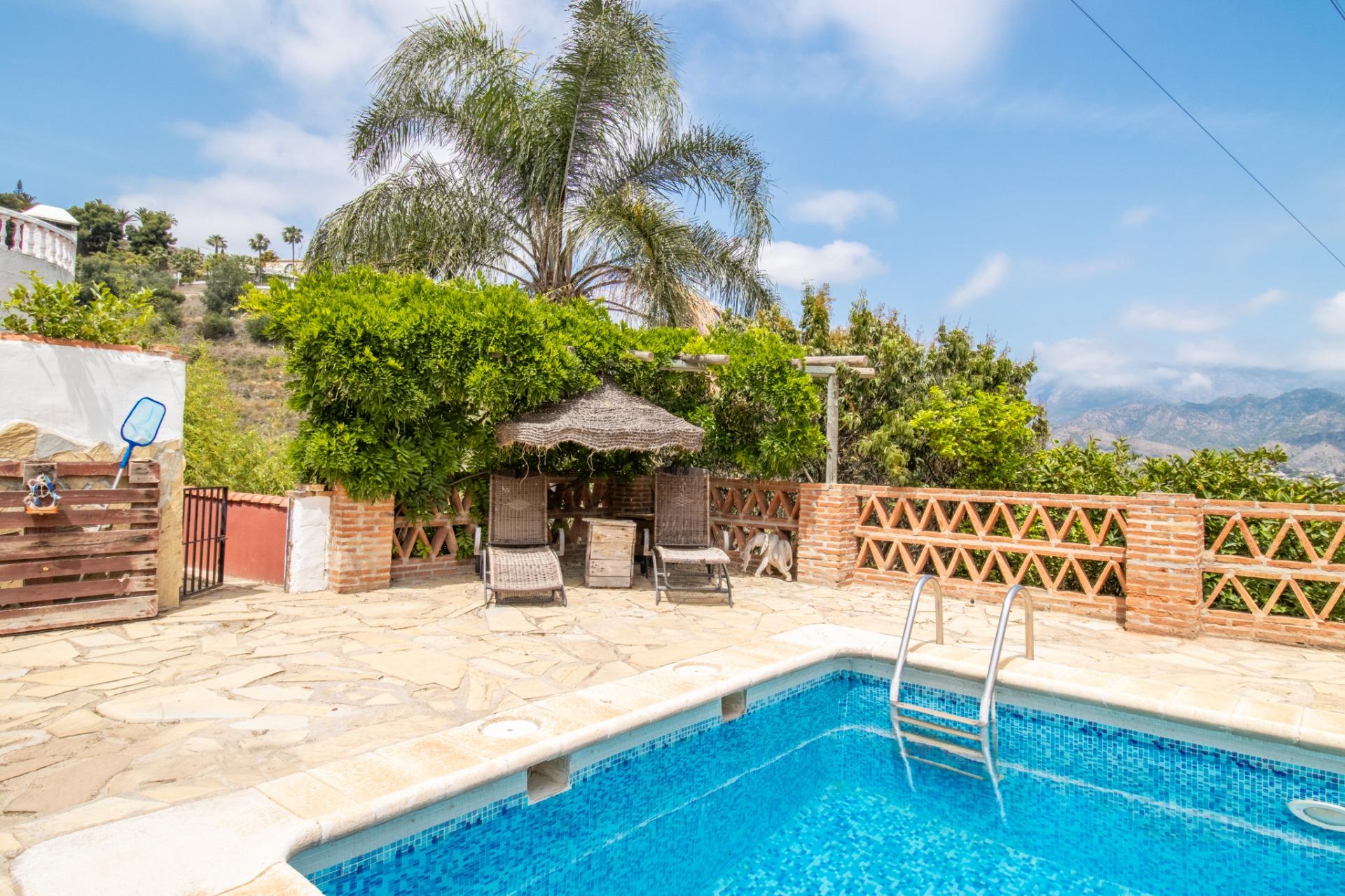 Fantástica villa con piscina privada y amplios espacios