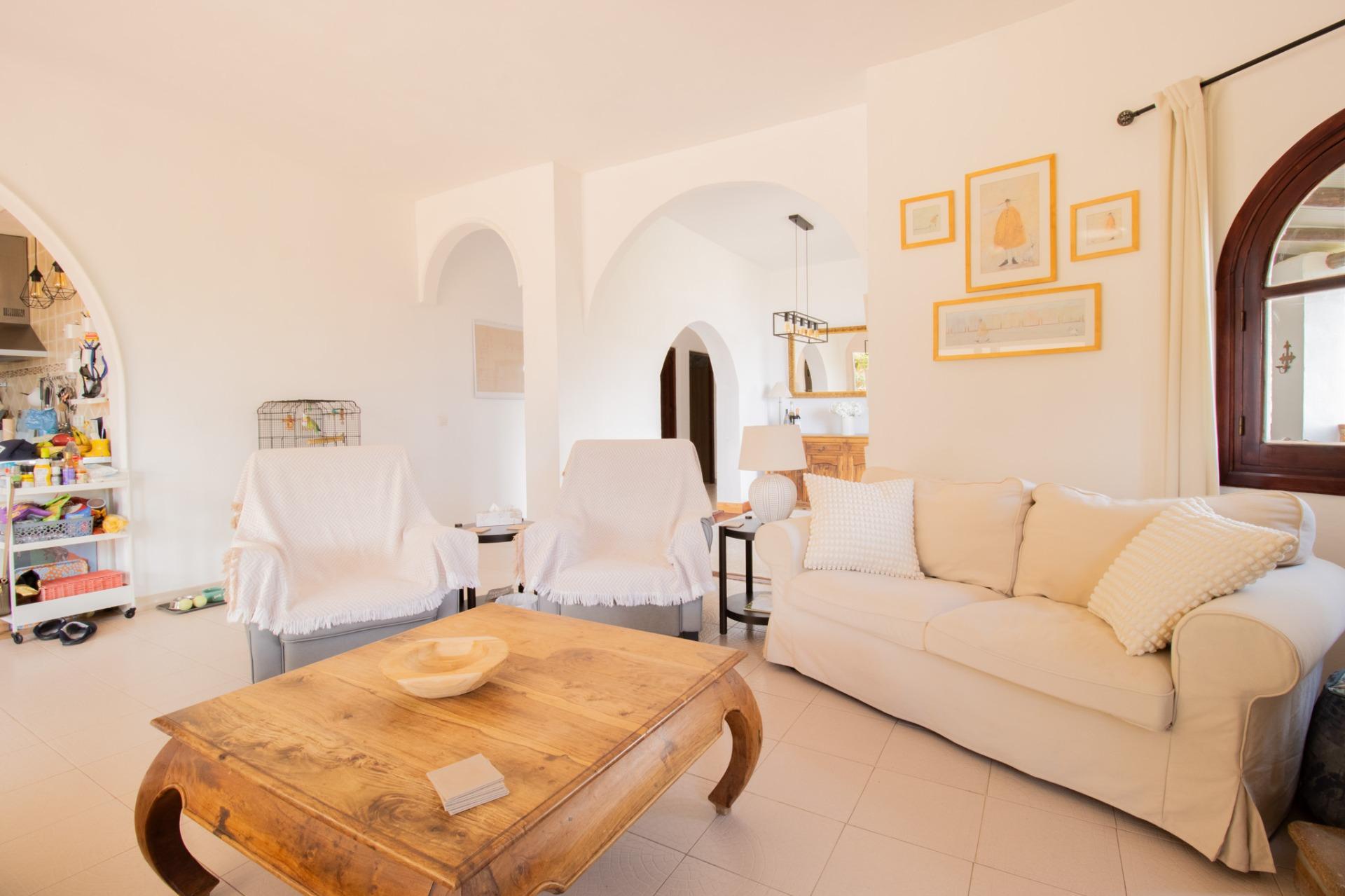 Fantástica villa con piscina privada y amplios espacios - foto 11