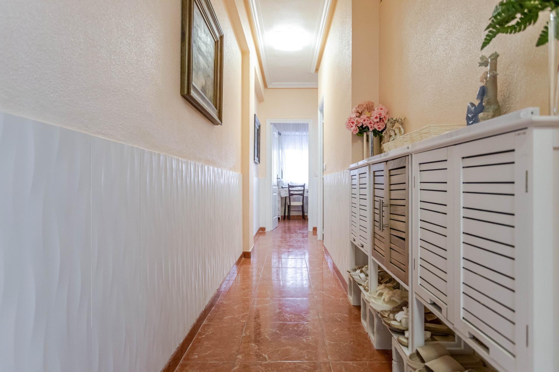 Amplio apartamento a solo 30 metros de la Playa de Los Náufr - foto 18