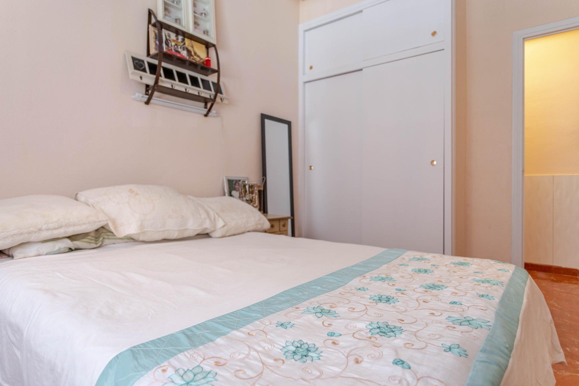 Amplio apartamento a solo 30 metros de la Playa de Los Náufr - foto 20