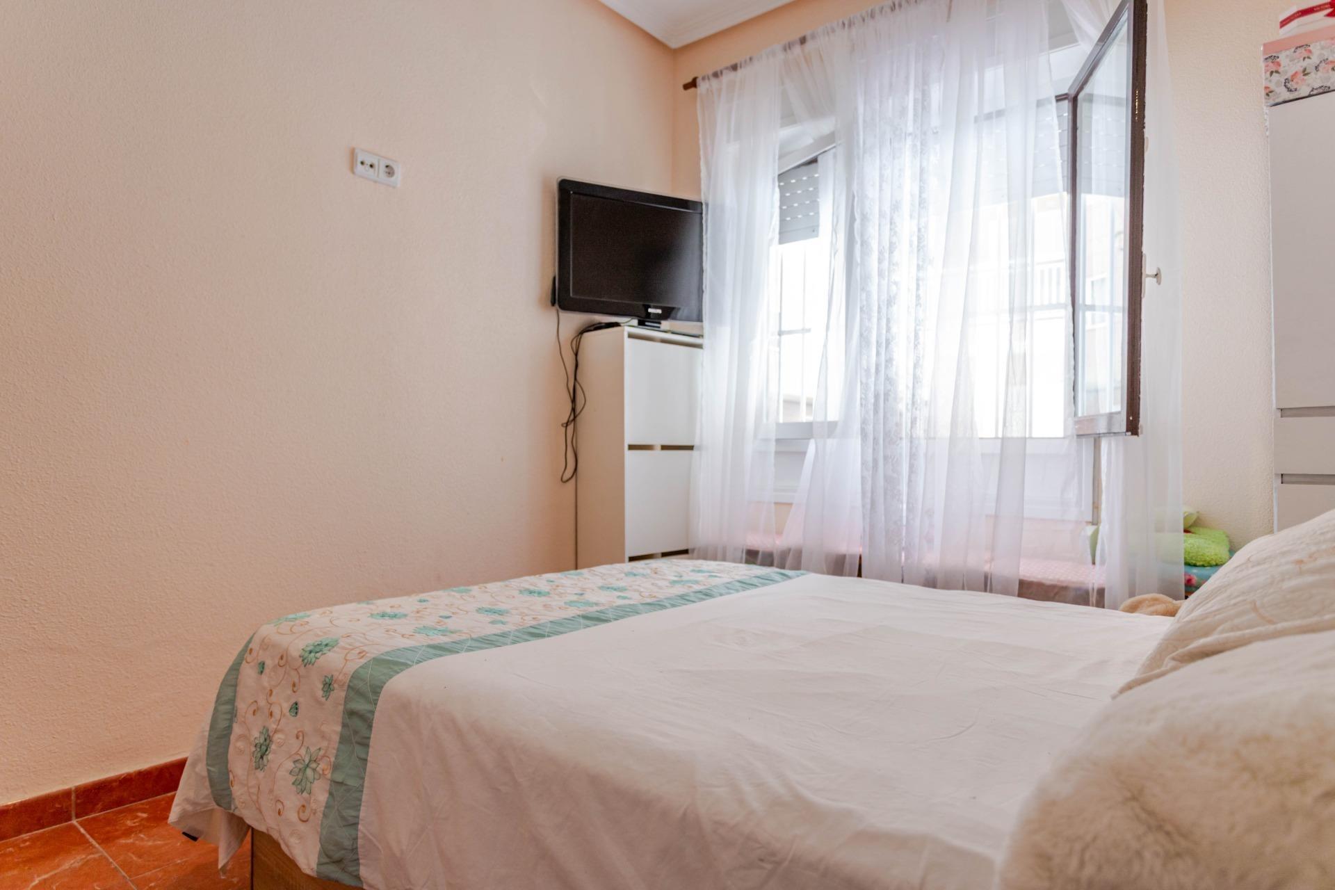 Amplio apartamento a solo 30 metros de la Playa de Los Náufr - foto 21