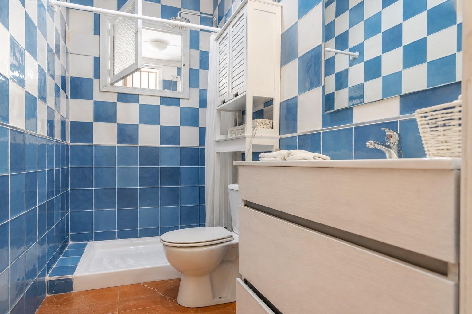 Amplio apartamento a solo 30 metros de la Playa de Los Náufr - foto 23