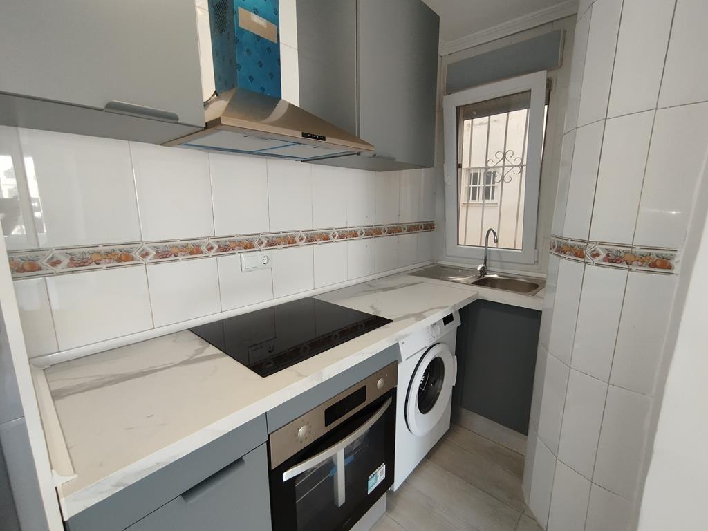 Apartamento completamente reformado a 500m de la playa - foto 11
