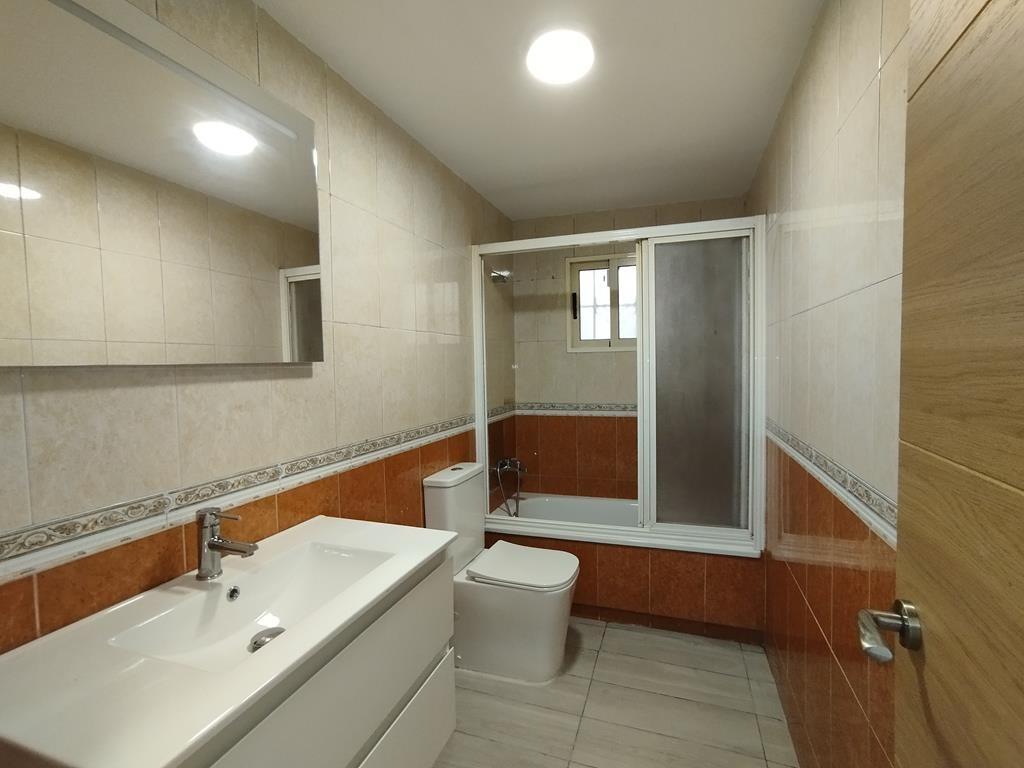 Apartamento completamente reformado a 500m de la playa - foto 22